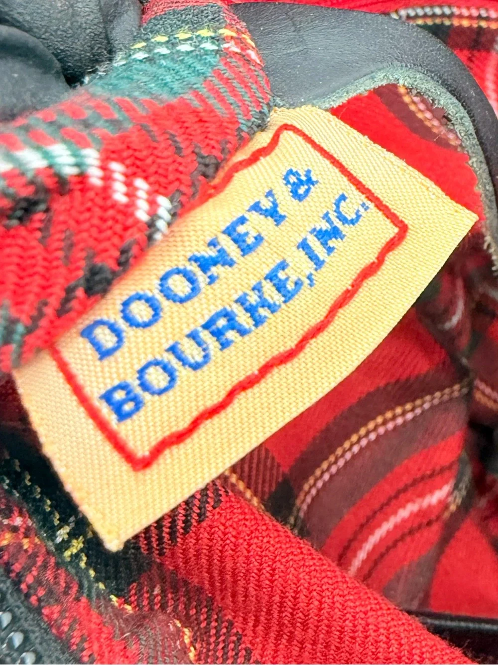 DOONEY & BOURKE Scottie Dog Coated Canvas Shoulder Bag Red Black